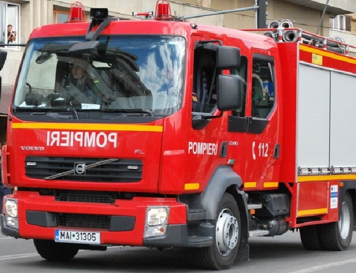 Detalii despre incendiul izbucnit la un cămin de garnizoană din Constanța, în urma căruia un militar a fost rănit
