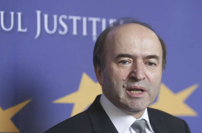 Tudorel Toader prezintă săptămâna viitoare raportul privind activitatea Ministerului Public, DIICOT şi DNA