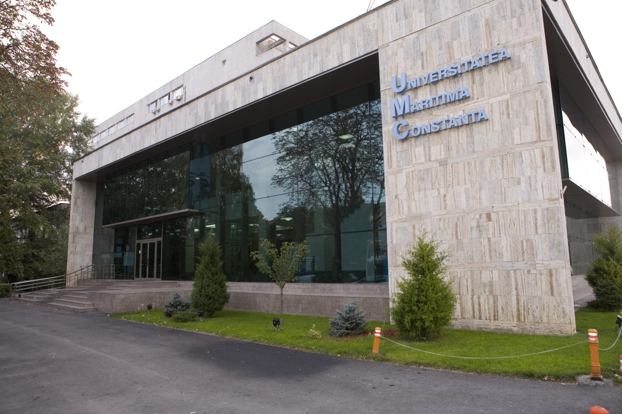 CONSTANŢA: Universitatea Maritimă va organiza laboratoare faţă în faţă începând cu data de 18 mai