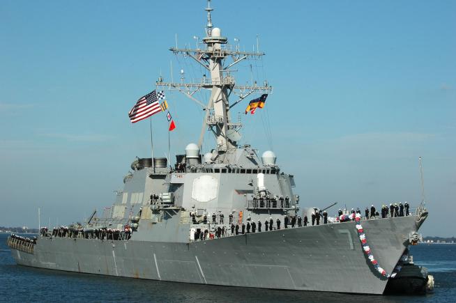 Distrugătorul american USS Ross revine la Constanța 