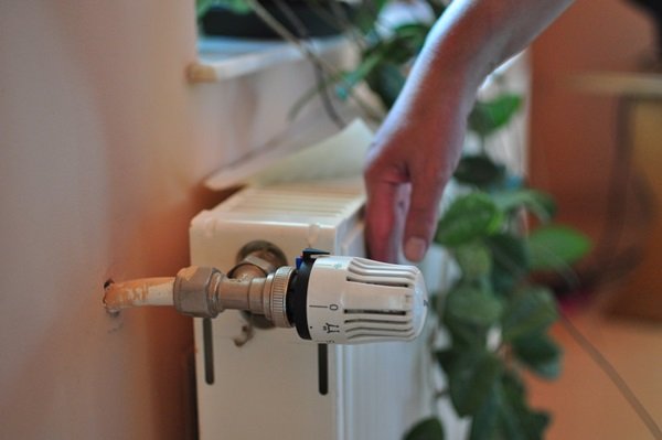 Lucrări programate: Furnizarea căldurii şi a apei calde, oprită la mai multe puncte termice din Constanţa