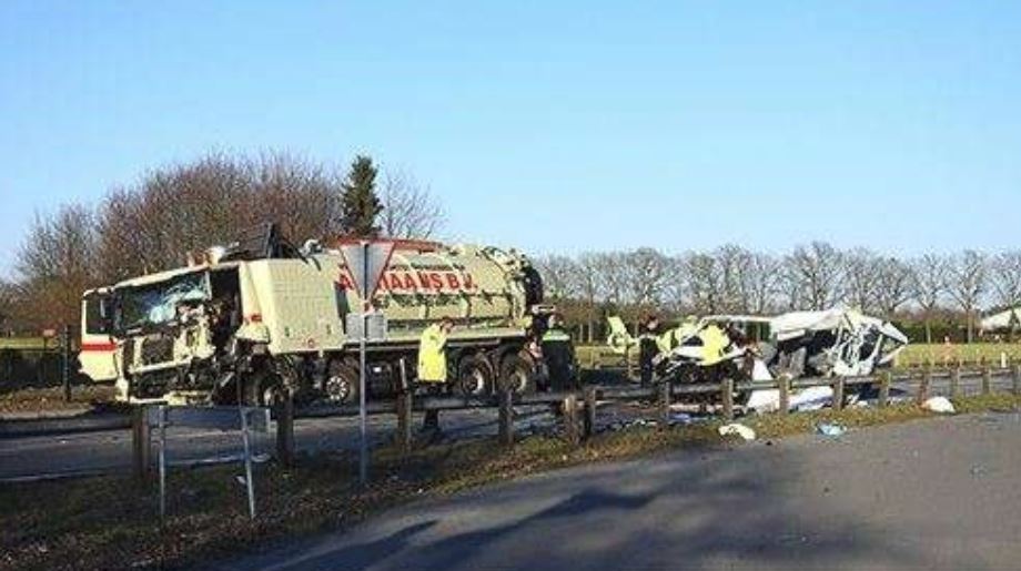 Accident GRAV în Olanda: Cinci români morţi şi trei răniţi