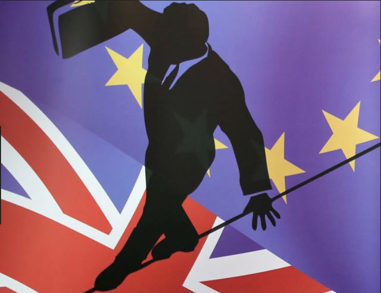Brexit: Parlamentul britanic respinge ultima versiune de acord susţinută de guvernul Theresa May