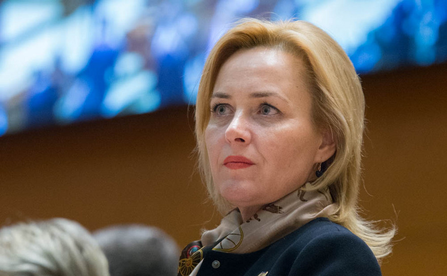 Moțiunea simplă la adresa ministrului Carmen Dan, respinsă
