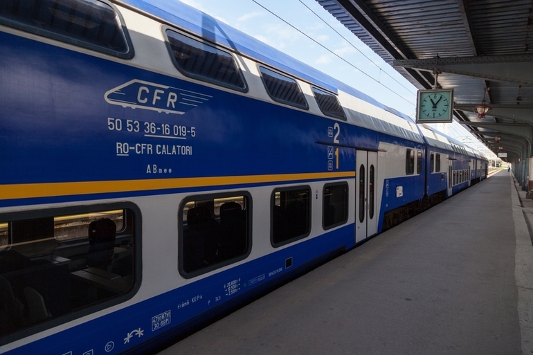 Cum vor circula trenurile CFR de Paște