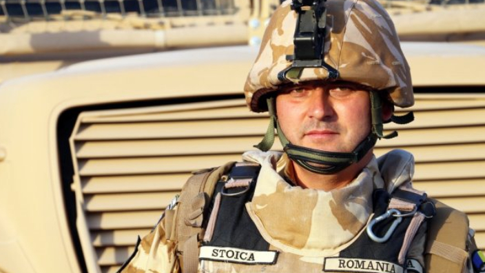 Militarul Mădălin Stoica, care şi-a pierdut viaţa în Afganistan, decorat post-mortem de Departamentul de Stat al SUA
