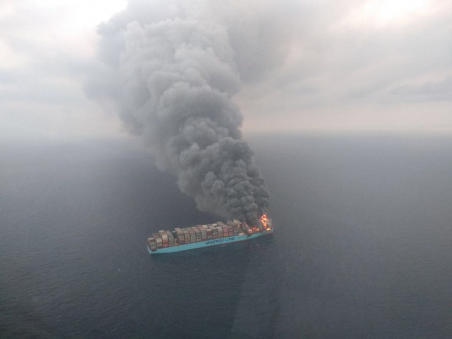 UPDATE! Noi informații despre nava cuprinsă de flăcări în Oceanul Indian și la bordul căreia se afla și un marinar român
