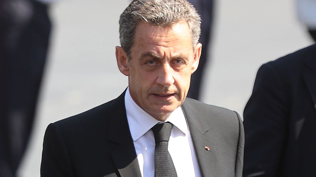 Fostul preşedinte francez Nicolas Sarkozy, reţinut de poliție