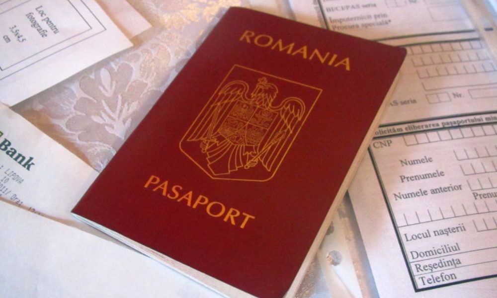 MAI şi MAE vor trimite SMS-uri privind expirarea paşaportului