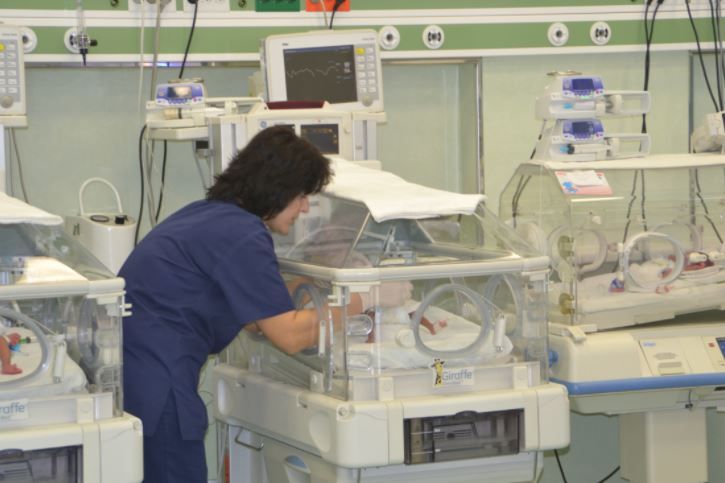 România stă prost la numărul de paturi pentru secţiile de terapie intensivă pentru prematuri