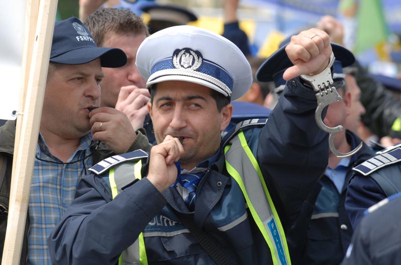Un nou protest al polițiștilor, astăzi, la sediul Ministerului de Interne