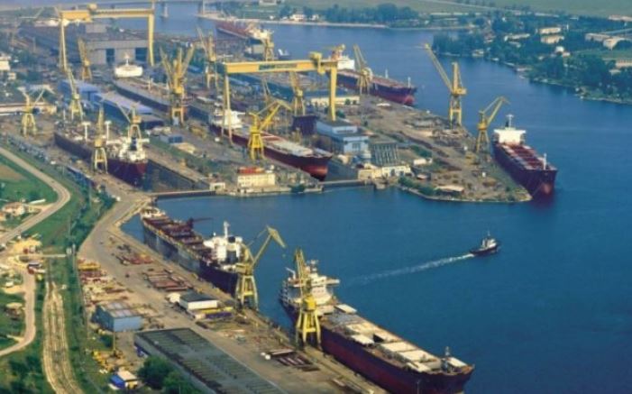 Continuă negocierile dintre sindicaliştii Şantierului Daewoo din Mangalia şi autorităţile centrale