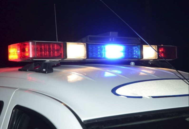 Accident rutier grav la Ovidiu. Un bărbat a fost rănit, iar autoturismul acestuia a luat foc