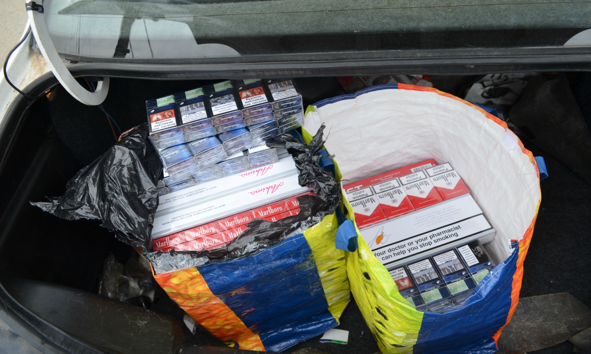 CONSTANȚA, NĂVODARI, VALU LUI TRAIAN/FOTO: Percheziţii la persoane implicate în contrabanda cu produse din tutun