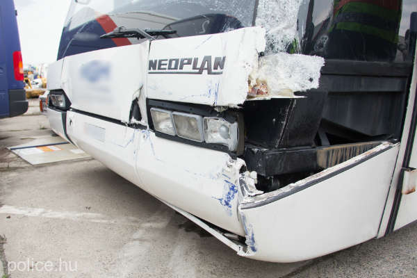 VIDEO: Români răniți într-un accident produs pe un aeroport în Ungaria