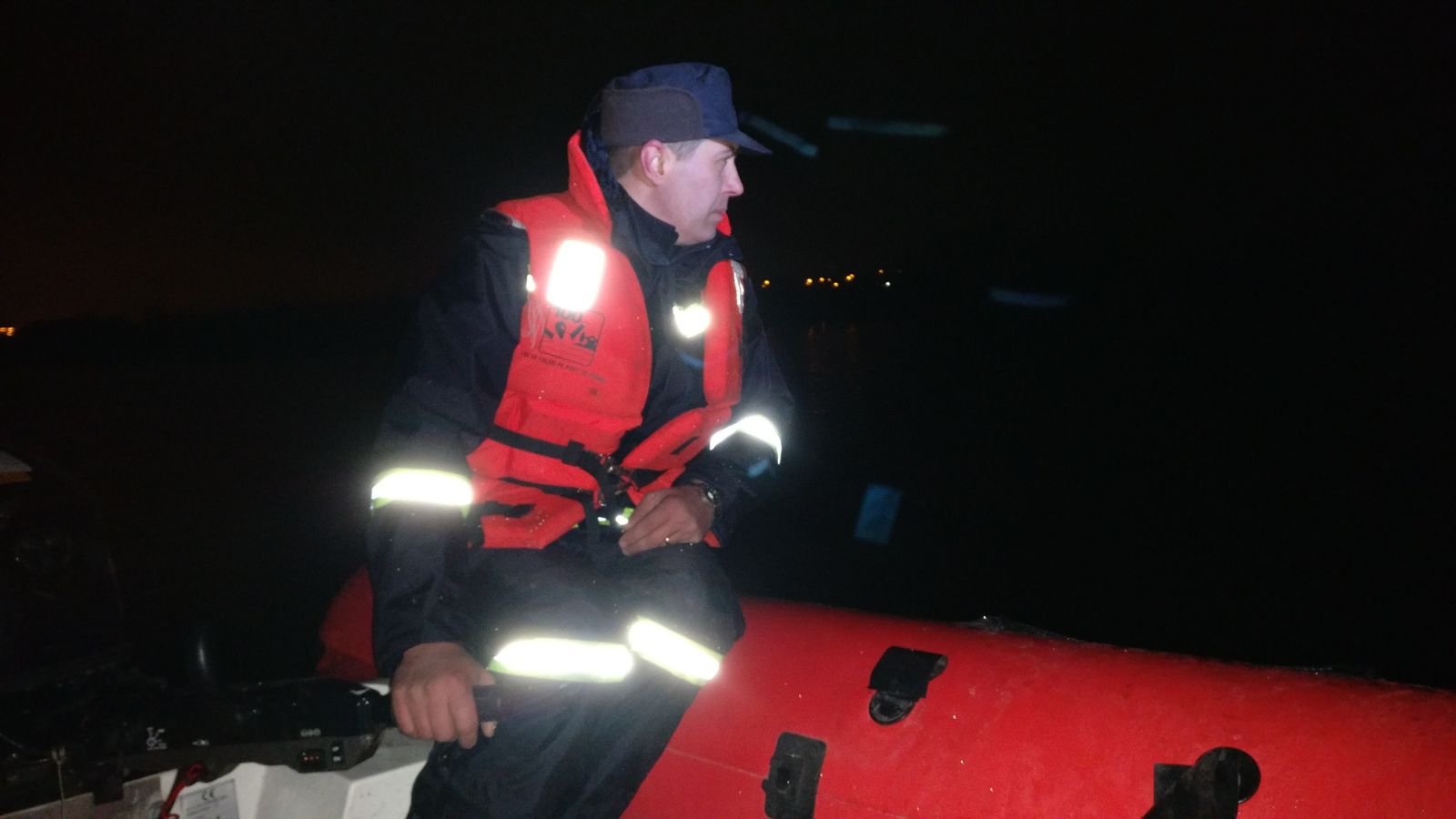TULCEA: Accident naval pe Dunăre! O persoană este dată dispărută, alte două au fost recuperate din apă și duse la spital