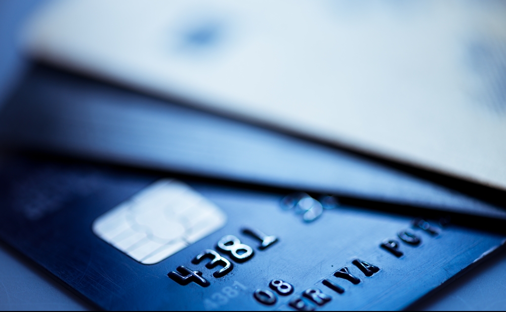 Poliţia avertizează asupra fraudării cardurilor bancare
