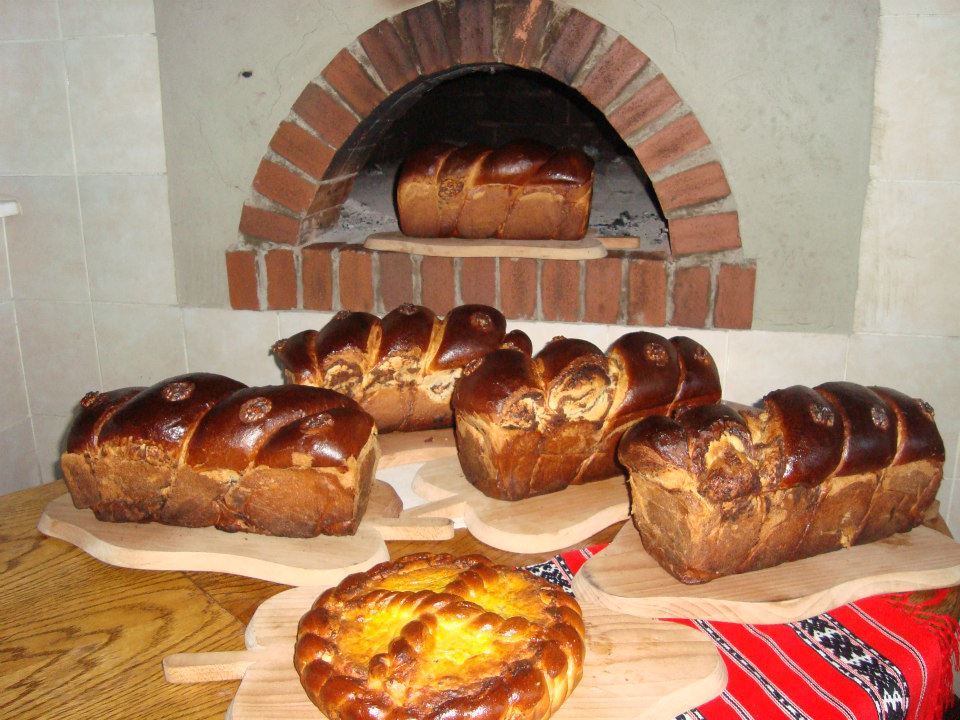 Oferta de cozonaci pentru Paști, mai mică decât cea de Crăciun