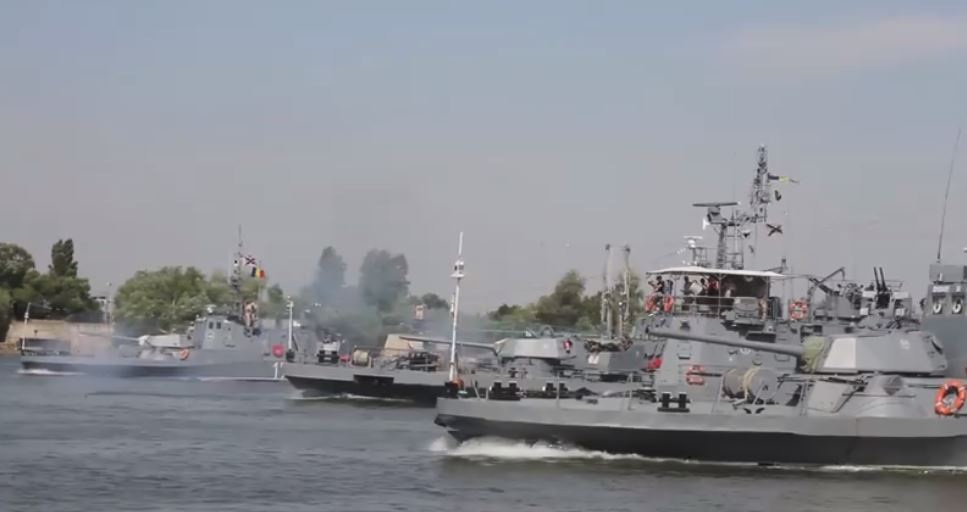 Activități de instruire ale navelor militare pe fluviul Dunărea, în raionul cuprins între Brăila și Tulcea