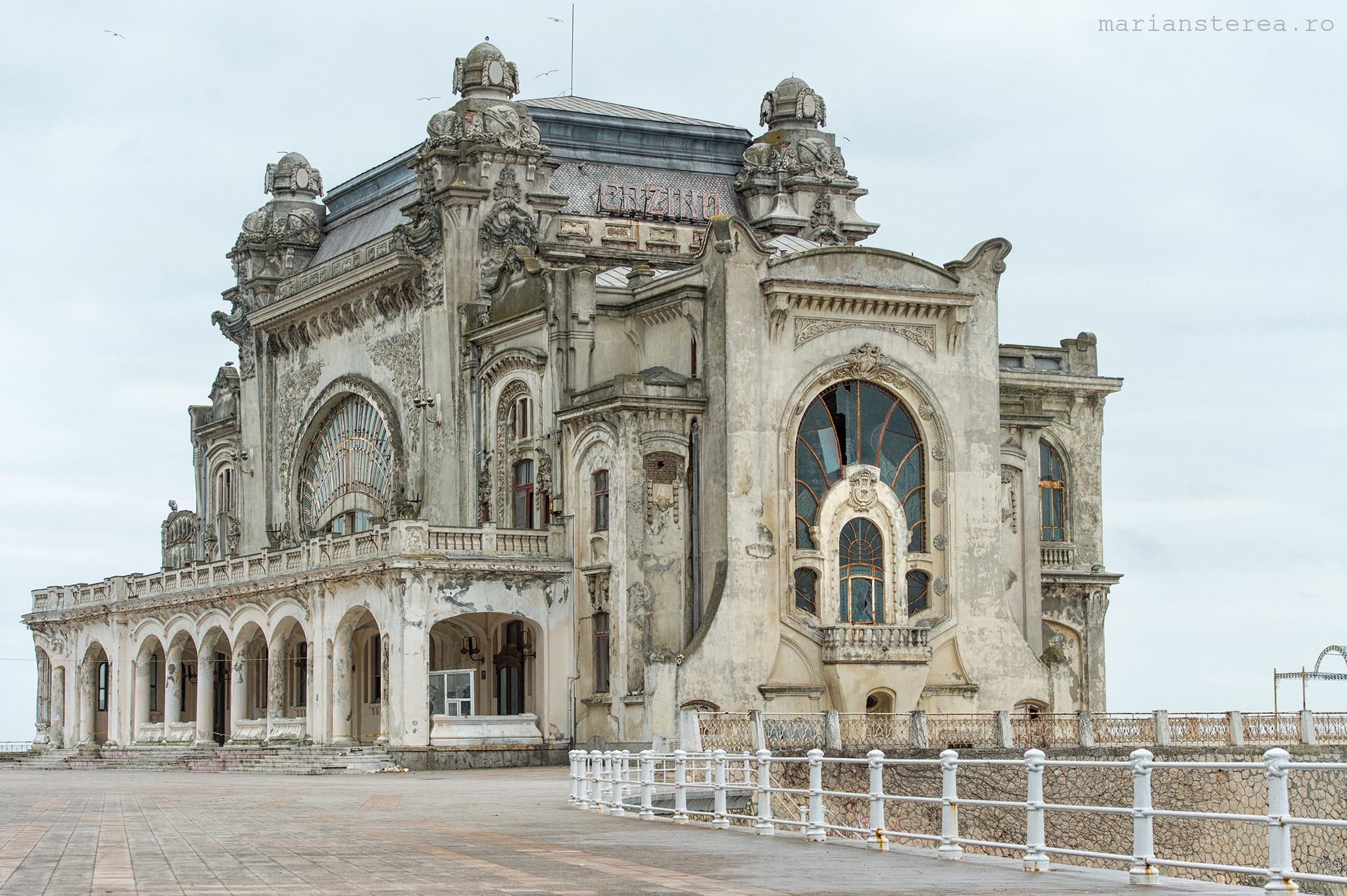 Bătrânul Cazino din Constanța va prinde din nou viață, astăzi, pe acorduri de muzică de cameră