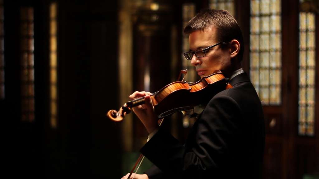 Alexandru Tomescu și vioara Stradivarius, spectacol de excepție la Constanța (video)