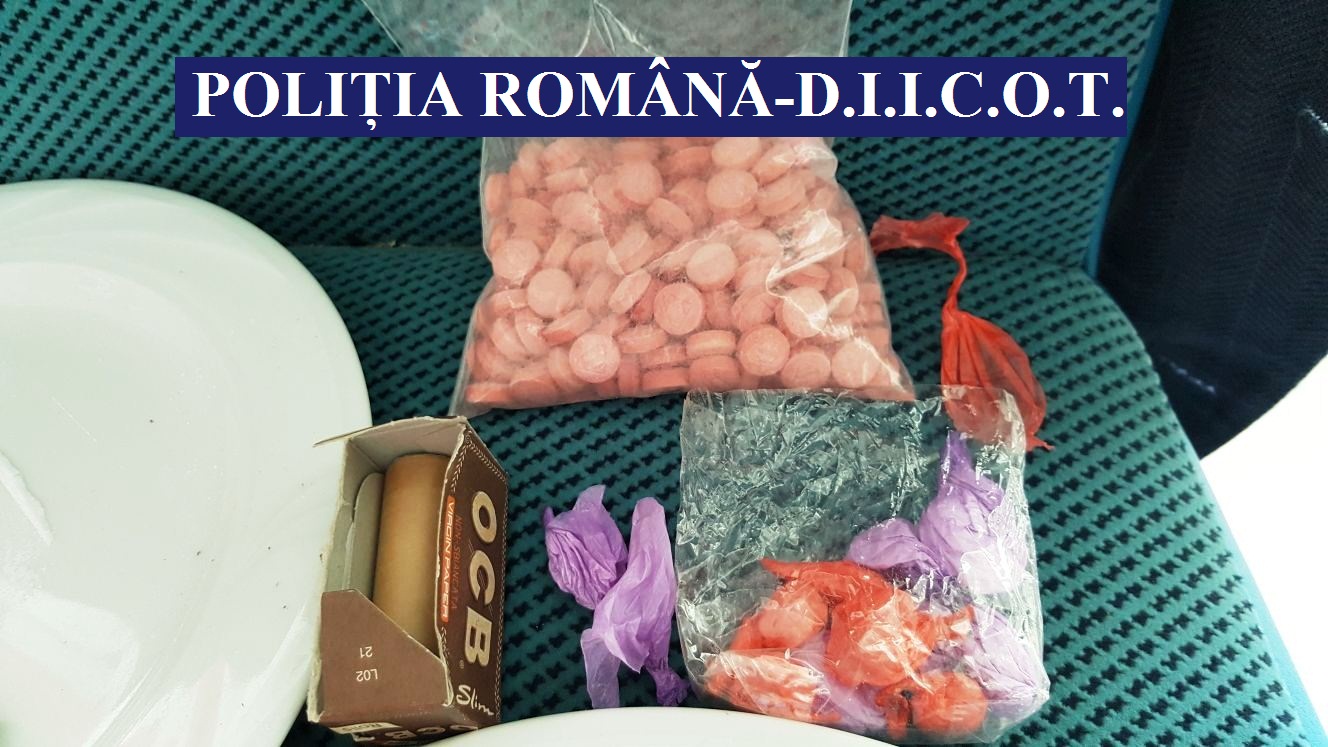 MAMAIA: Percheziție la o locuință închiriată de cetățeni italieni. O persoană, arestată preventiv