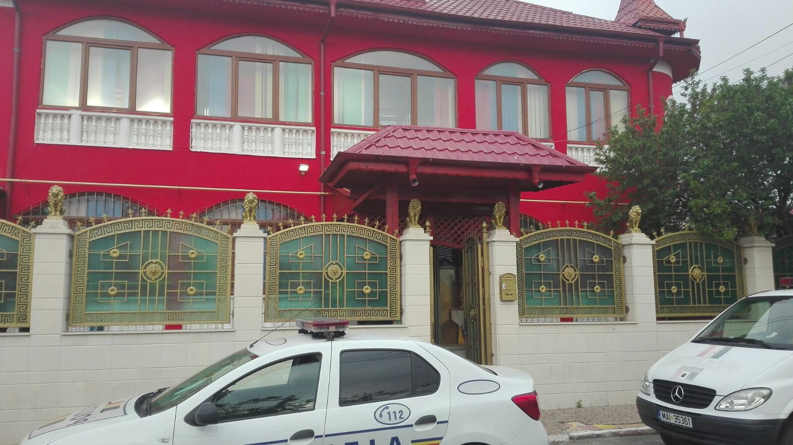 Scandalagii ridicați cu mascații, astăzi, la Constanța (foto)