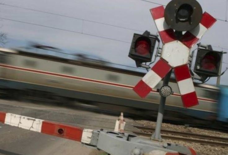 Judeţul ILFOV: Trafic feroviar oprit după ce un tren care circula pe ruta Bucureşti-Constanţa a lovit un pieton
