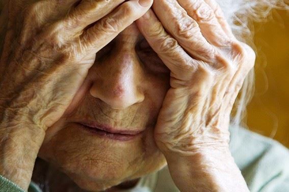Medgidia: O bătrână de 91 de ani a fost tâlhărită în propria casă pentru 30 de lei!