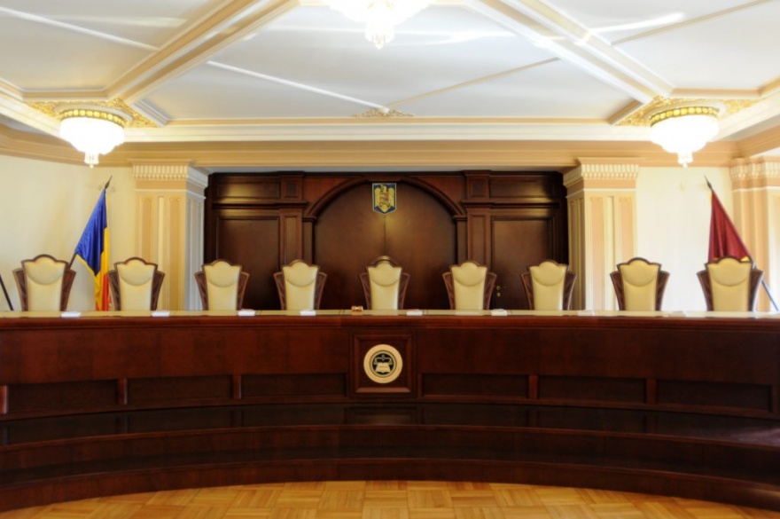CCR: Legea de modificare a OUG privind pescuitul şi acvacultura este neconstituţională în ansamblul său