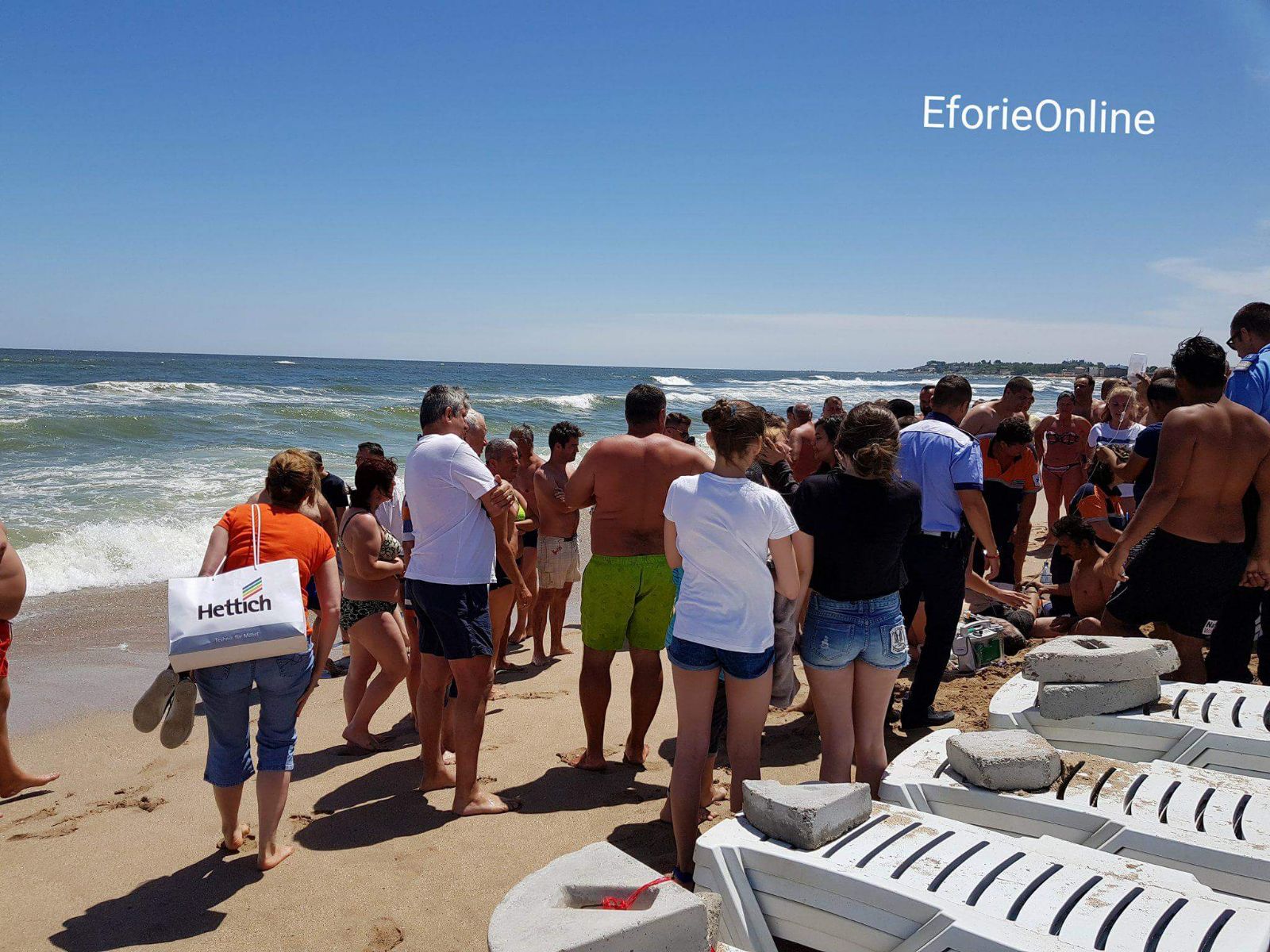 UPDATE – EFORIE: Două persoane au fost în pericol de înec