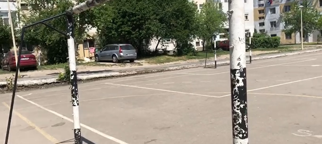 VIDEO – CONSTANȚA: Copii răniți din cauza gardului unui teren de joacă. Poliția a deschis dosar penal