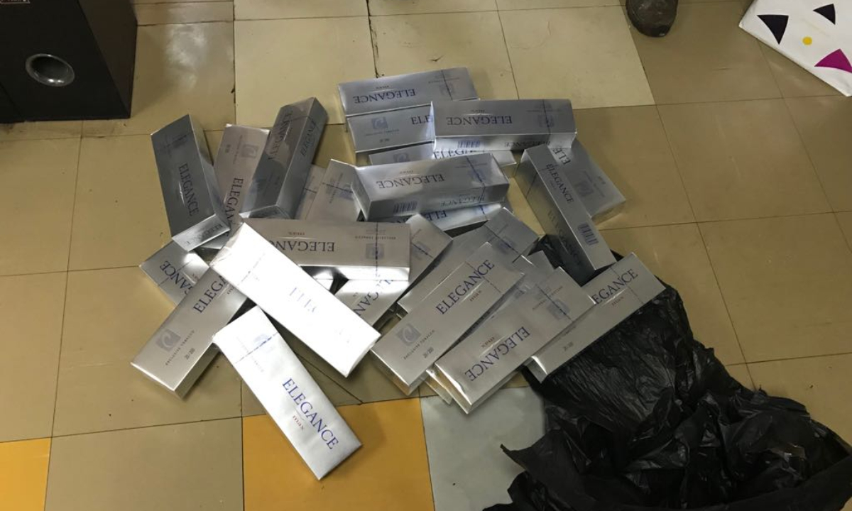 Țigări de contrabandă, descoperite la bordul unei nave sosite în Portul Constanța