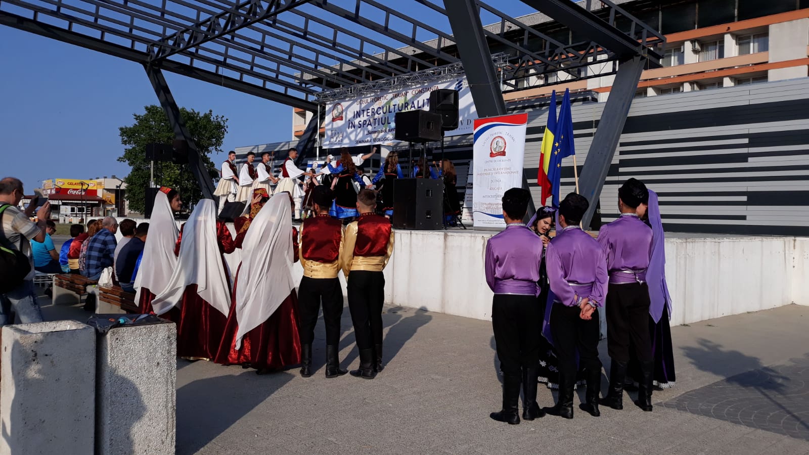 VIDEO/FOTO – MAMAIA – Inerculturalitate în spațiul dobrogean: Spectacol oferit de etniile dobrogene