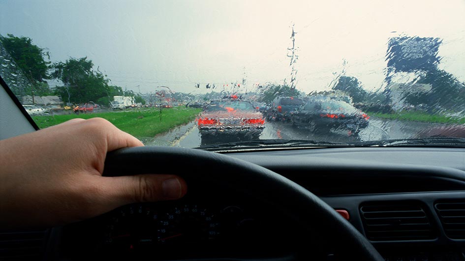 Infotrafic: Conduceți în siguranță, pe timp ploios!