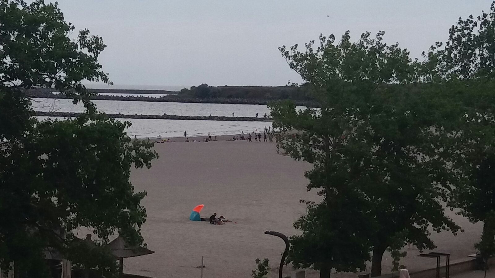 Vreme caldă, dar instabilă în Dobrogea