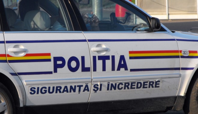 Tânăr reţinut după ce a furat un sac cu peste 12.000 lei dintr-o librărie din Constanța