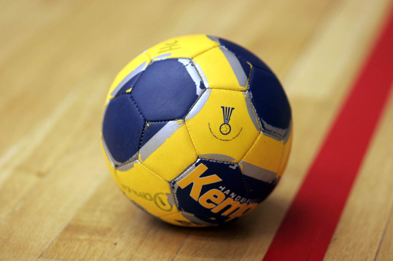 Victorii ale echipelor României la Campionatul Mondial Universitar de handbal