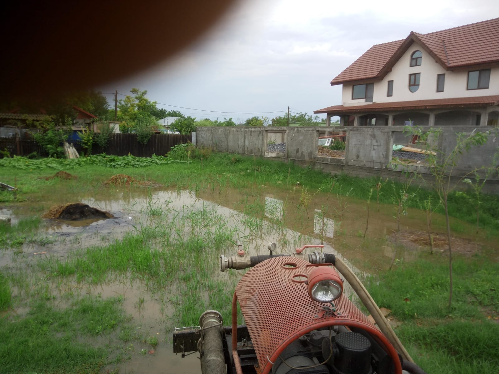 Ploile fac ravagii în localitățile tulcene (foto&video)