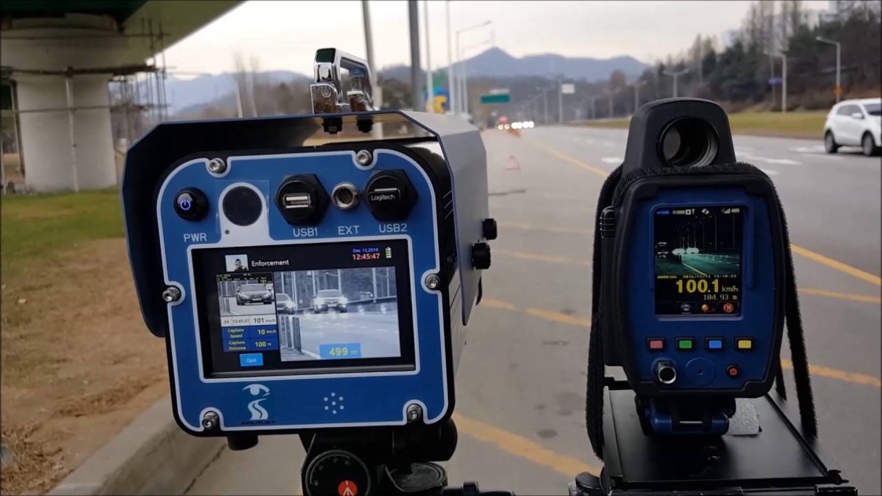TULCEA: Zeci de sancţiuni aplicate şoferilor vitezomani în primele 5 zile de utilizare a noilor pistoale radar