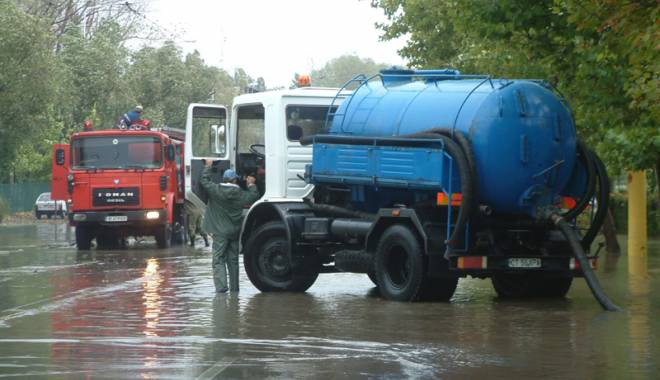 Cod galben de ploi în Dobrogea | RAJA a activat Comandamentul pentru Situaţii de Urgenţă