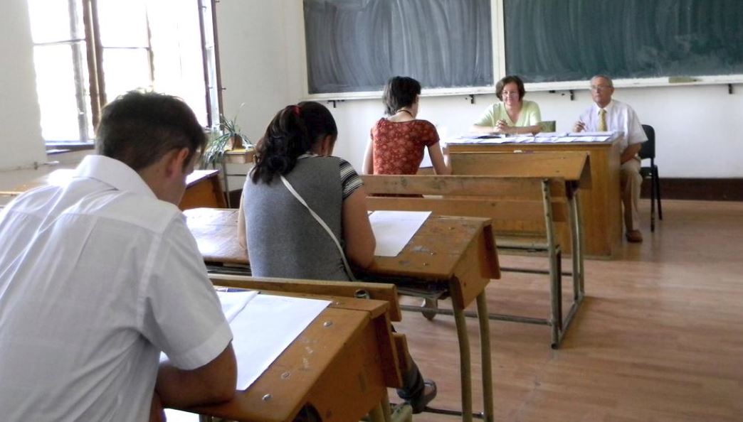 ISJ Constanța: Peste 200 de profesori vor susţine proba scrisă a examenului de definitivare în învăţământ
