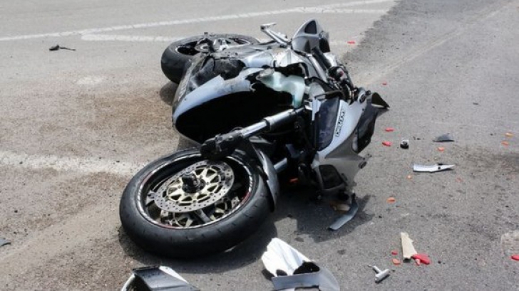 CONSTANȚA: Motociclist fără permis urmărit în trafic de polițiști
