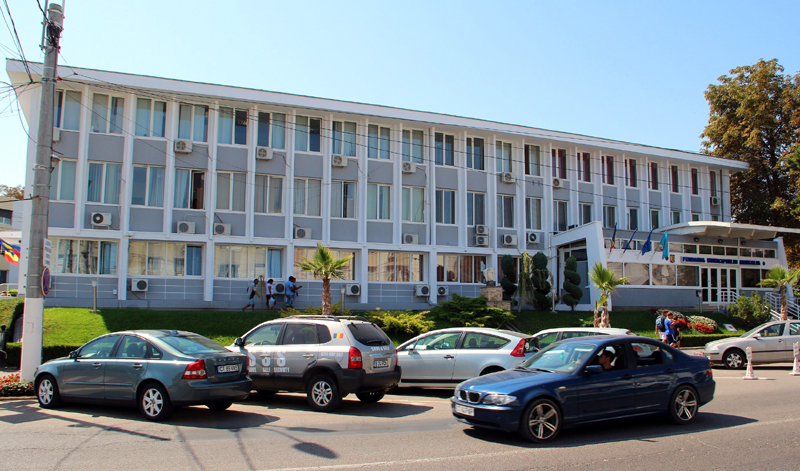 La Mangalia au fost aprobate tarifele de parcare pentru oraș și stațiuni