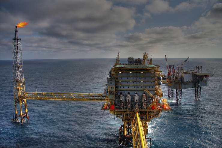 PMP şi USR se opun legii offshore