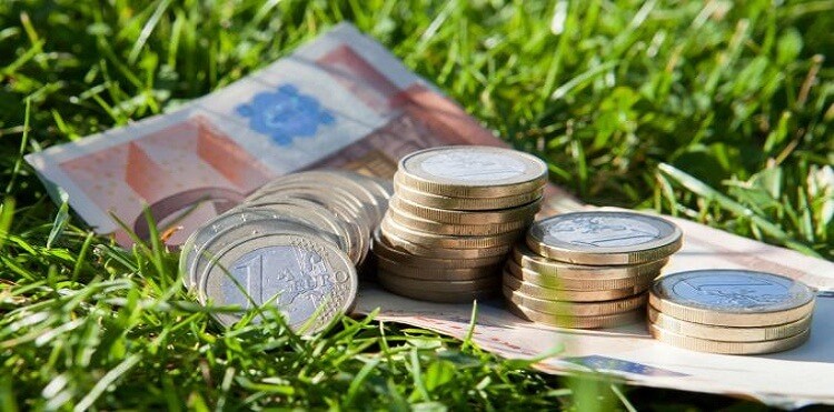 Vestea mult așteptată!De la1 august se pot depune cereri de finanțare pentru spiijinul acordat tinerilor fermieri și dezvoltării fermelor mici