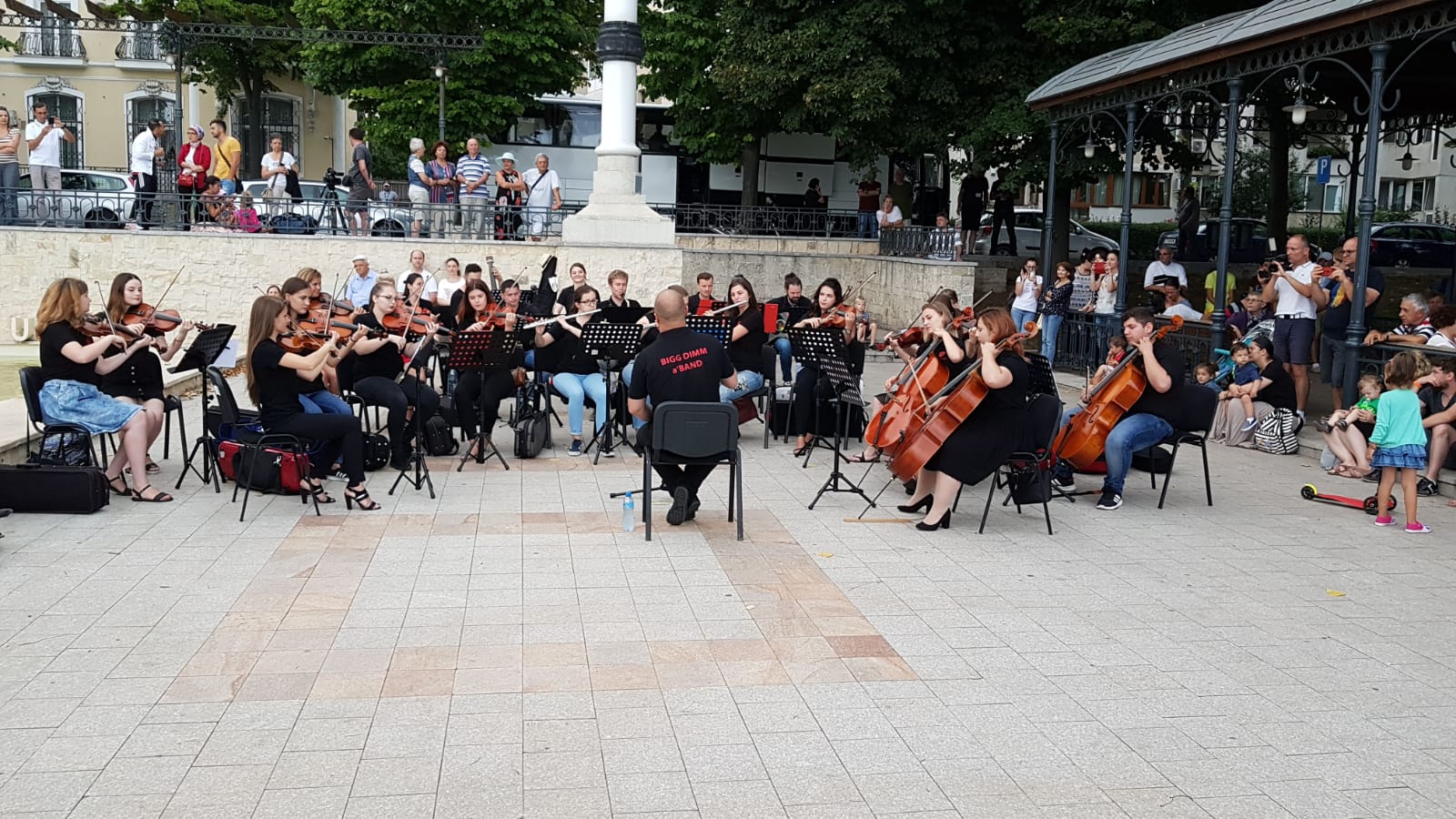 „Sunset Sea-mphony” a revenit pe faleza Cazinoului din Constanţa