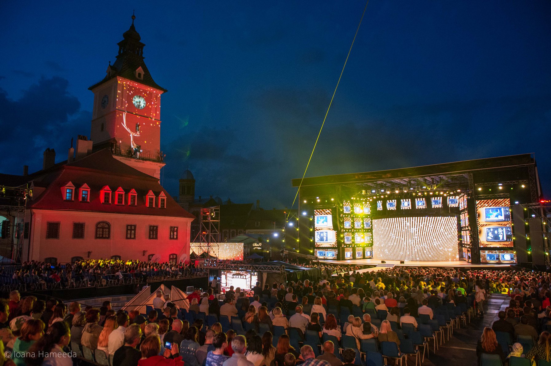 Cerbul de Aur 2018: 18 artiști s-au duelat în voci pe scena Festivalului de la Brașov (foto + video)