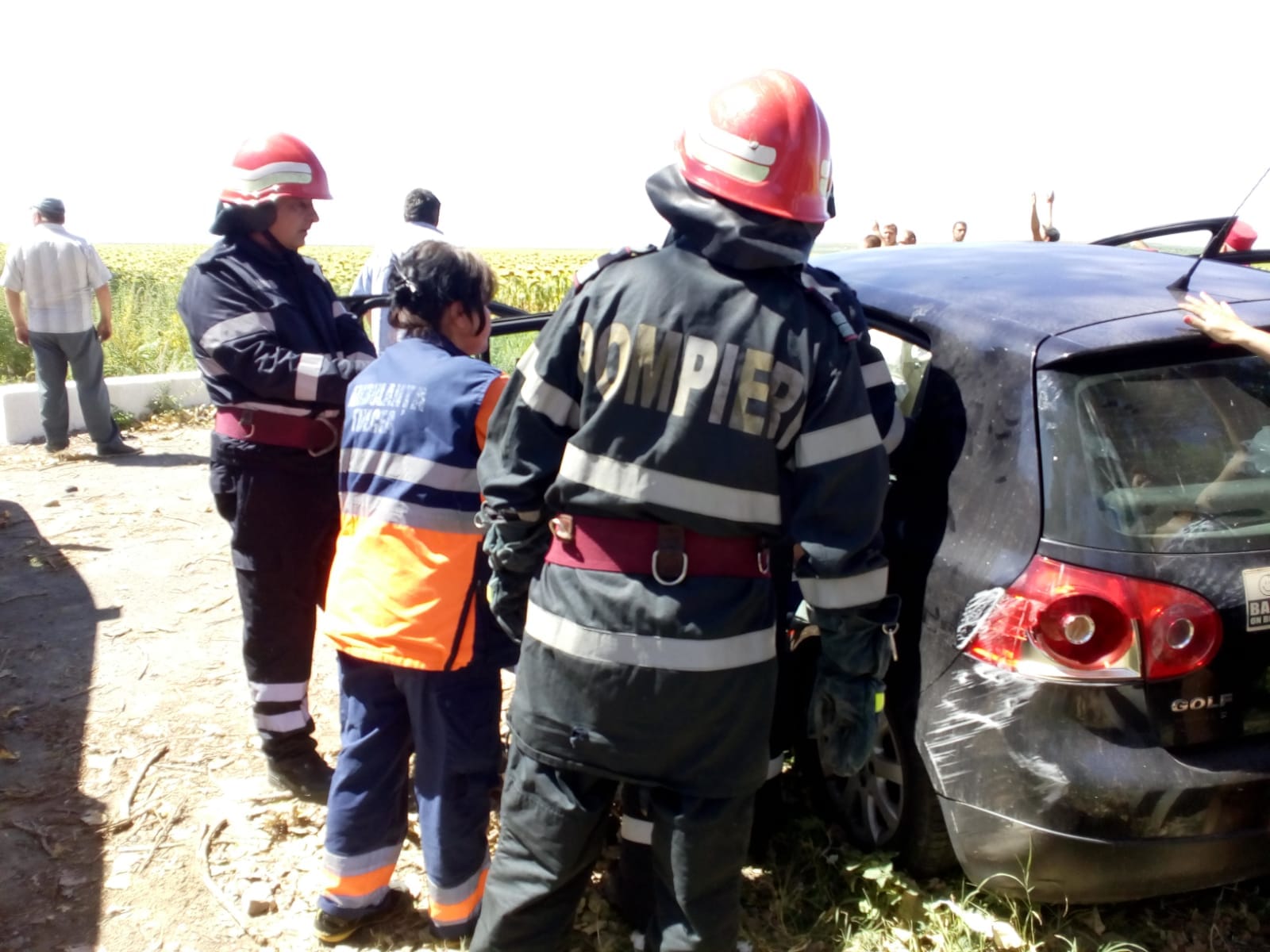 TULCEA/FOTO: Accident rutier grav cu CINCI victime