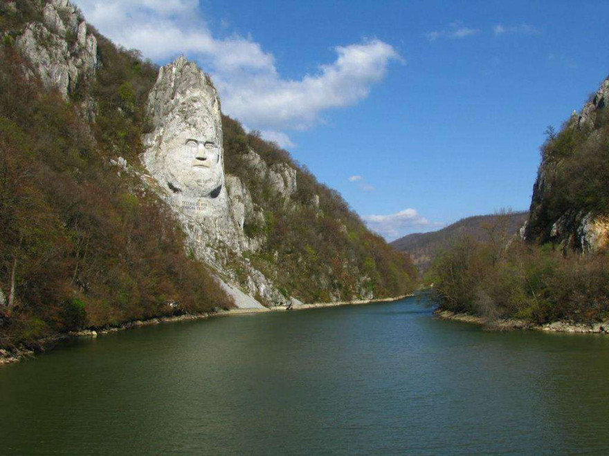 Autorităţile bulgare spun că navigaţia fluvială este afectată de nivelul scăzut al Dunării